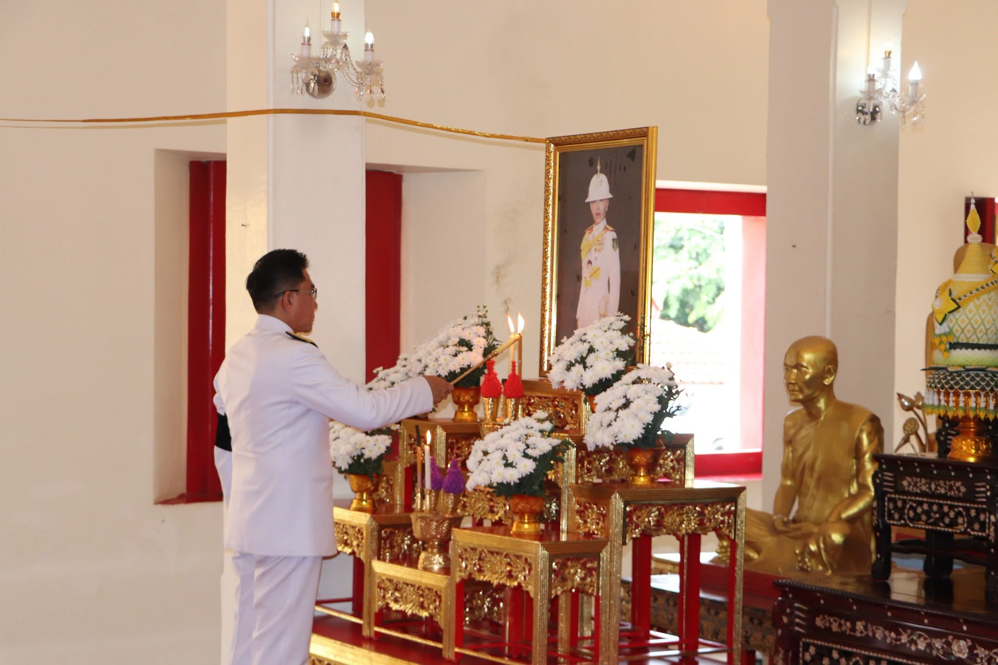 title - ส.ป.ก.ยโสธร ร่วมพิธีบำเพ็ญกุศลและทำบุญตักบาตร ครบ 50 วัน (ปัญญาสมวาร) ถวายเป็นพระกุศลแด่ สมเด็จพระเจ้าลูกเธอ เจ้าฟ้าพัชรกิติยาภา นเรนทิราเทพยวดี กรมหลวงราชสาริณีสิริพัชร มหาวัชรราชธิดา ณ พระอุโบสถ วัดศรีธรรมมาราม (พระอารามหลวง)